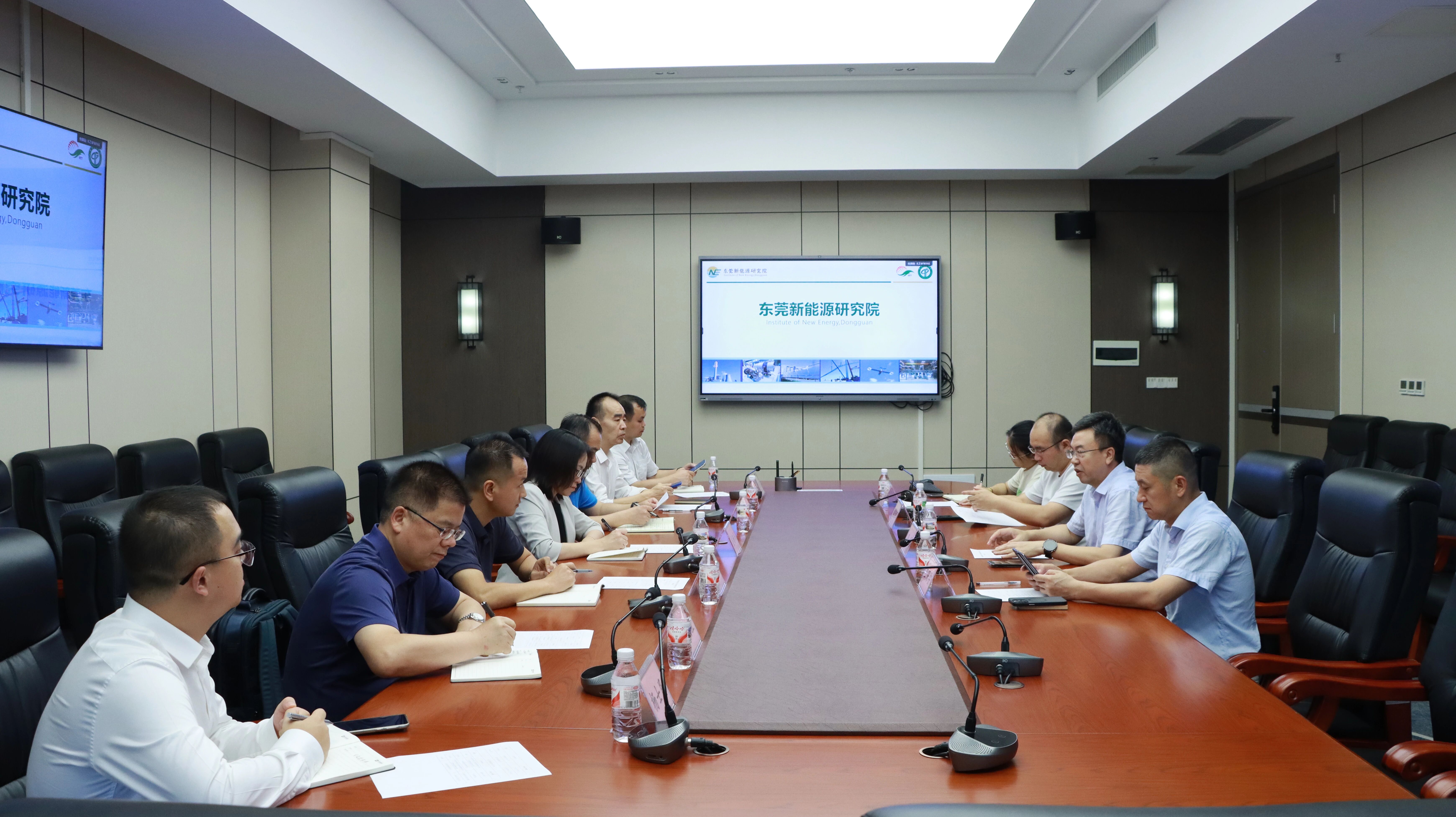 深圳能源集团与东莞新能源研究院开展合作交流